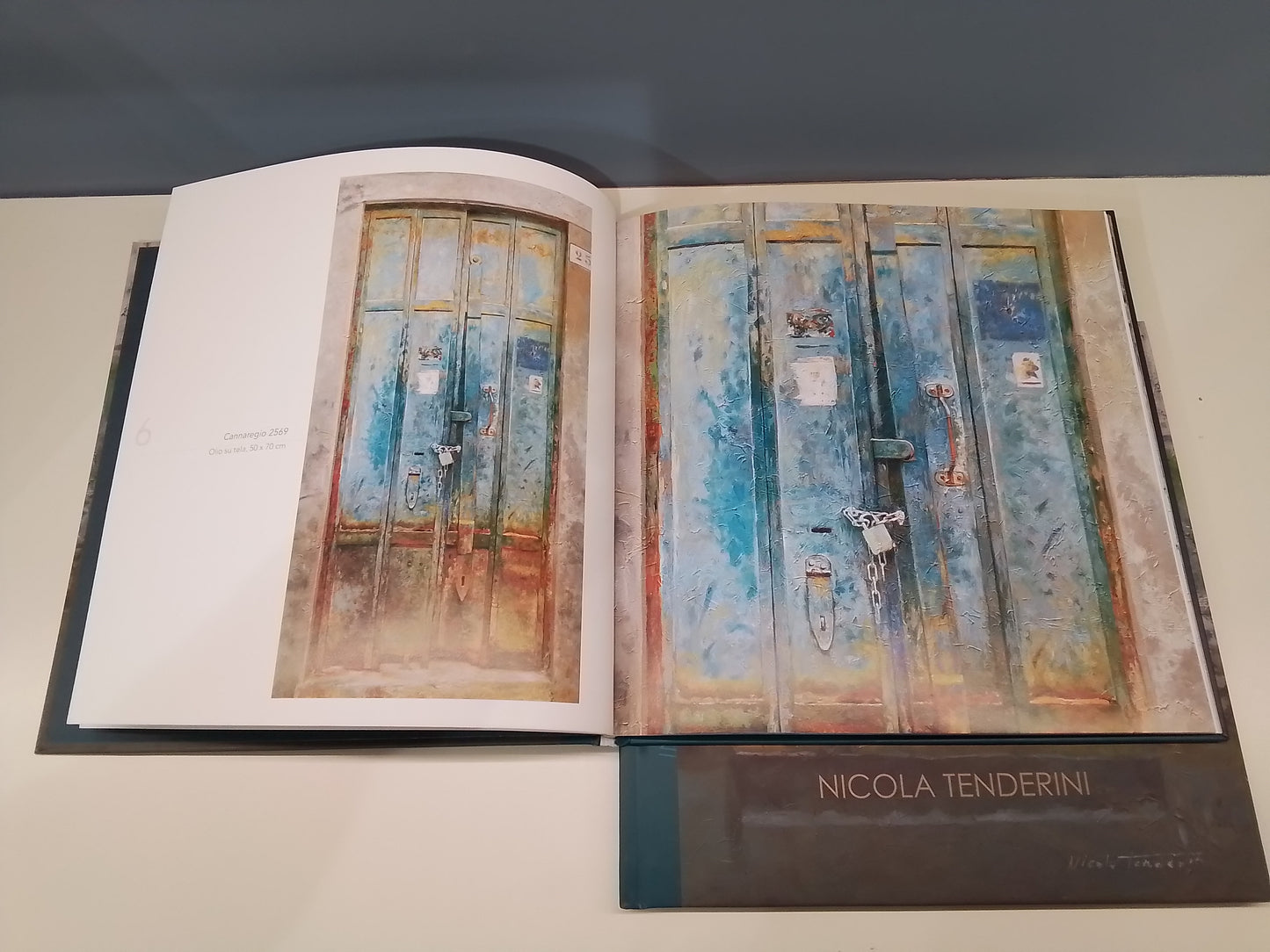 Catalogo della mostra "INCONSAPEVOLE BELLEZZA" dell'artista Nicola Tenderini